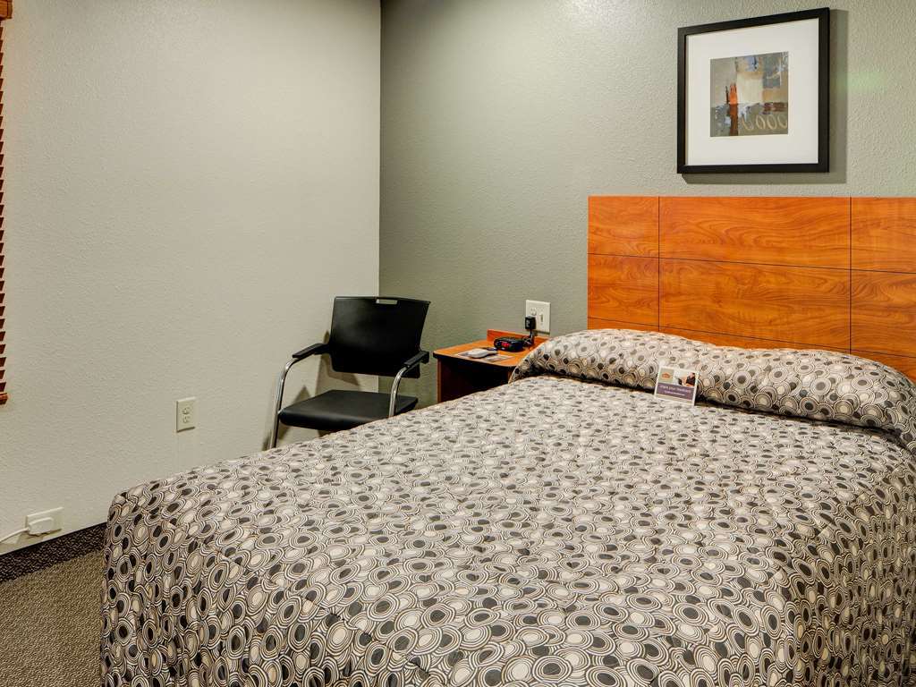 Woodspring Suites Ankeny Des Moines Номер фото