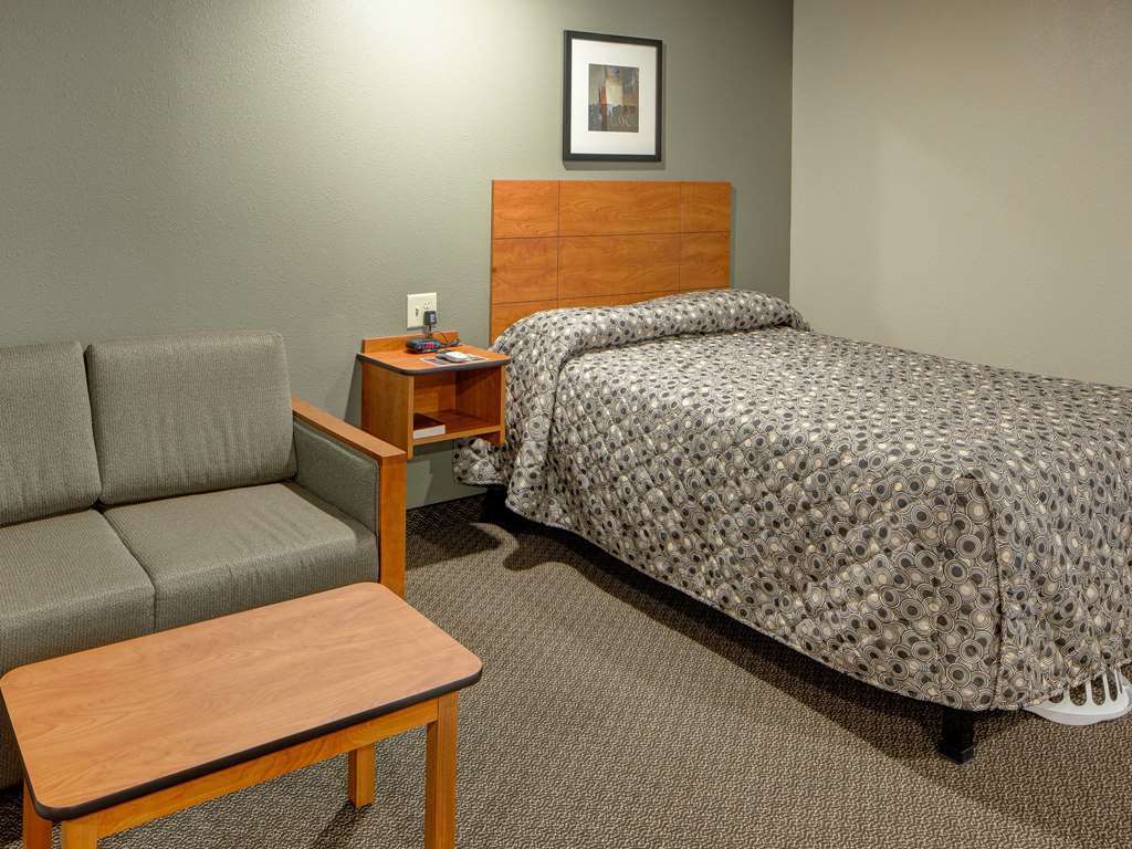Woodspring Suites Ankeny Des Moines Номер фото