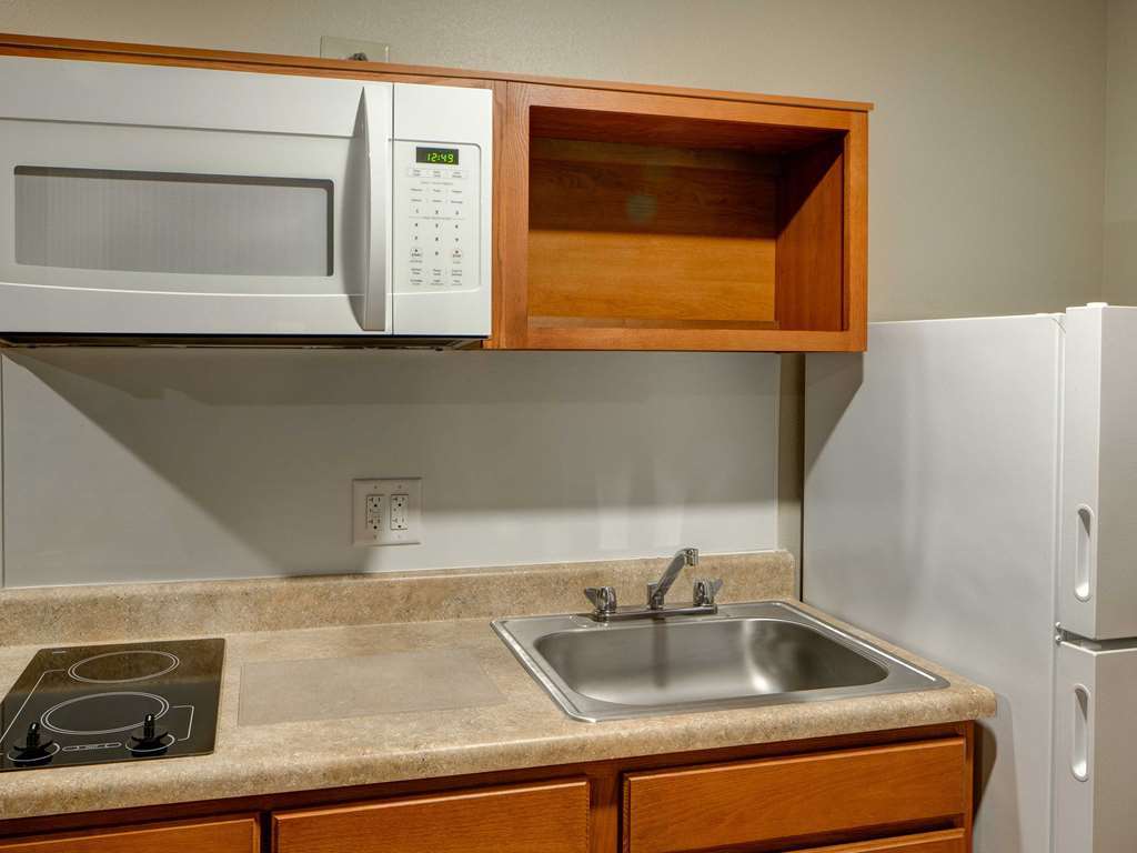 Woodspring Suites Ankeny Des Moines Номер фото