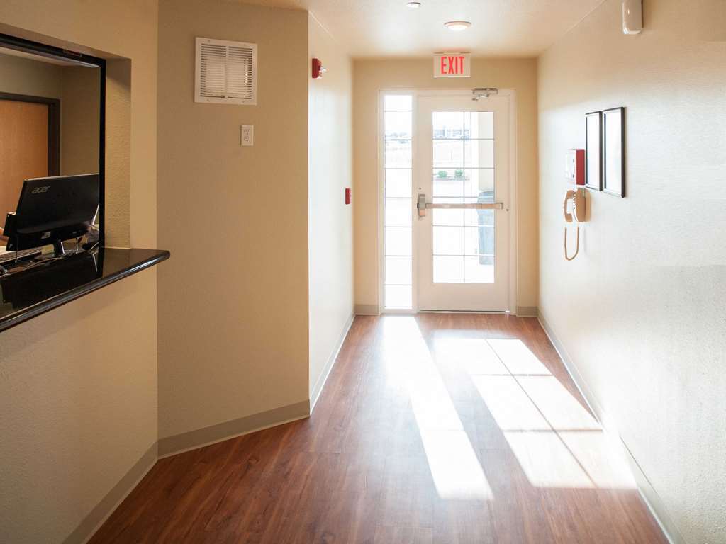 Woodspring Suites Ankeny Des Moines Интерьер фото