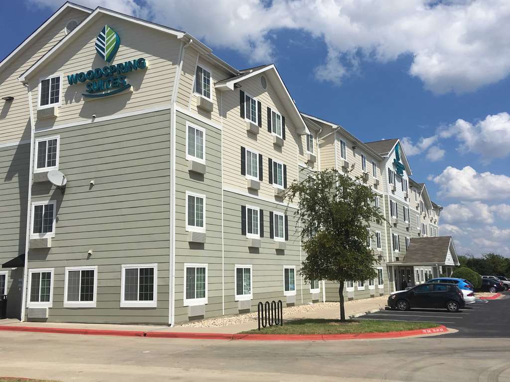 Woodspring Suites Ankeny Des Moines Экстерьер фото
